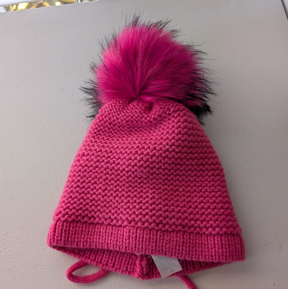 Kyi Kyi Canada Pink Hat with Pom Pom - Picture 2 of 5